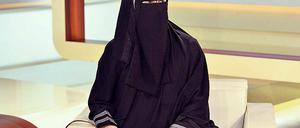 Nora Illi, die Frauenbeauftragte des „Islamischen Zentralrats Schweiz“, trat bei „Anne Will“ vollverschleiert im Nikab auf