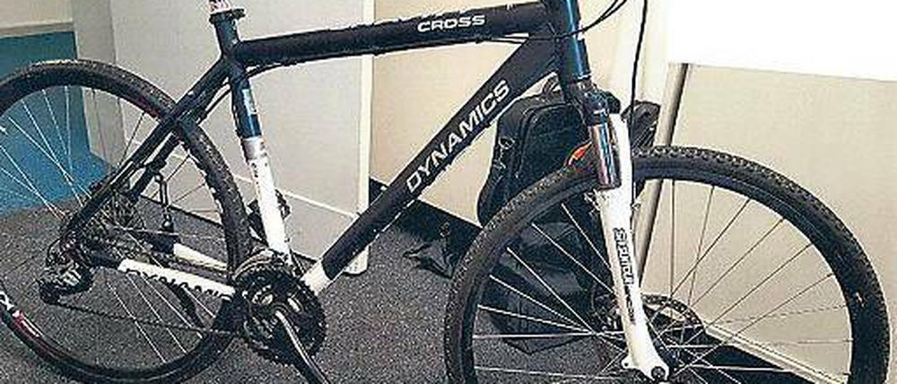 Das Fahrrad. Die Polizei sucht nach dem rechtmäßigen Eigentümer.