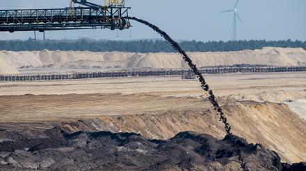 Blick in den Braunkohletagebau Welzow-Süd der Vattenfall AG im Landkreis Spree-Neiße (Brandenburg).