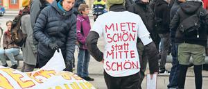 Kreativer Protest. Rund 200 Demonstranten waren auf der Straße.