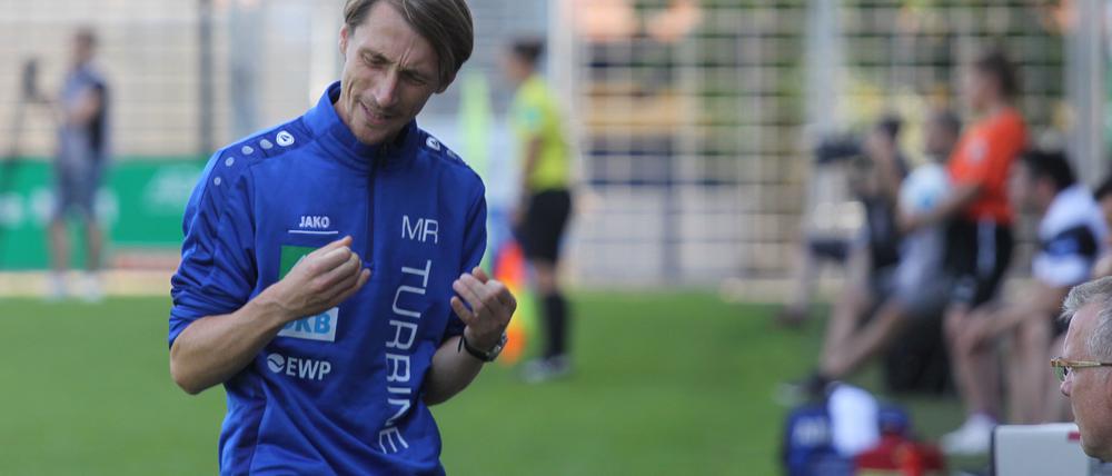 Dieses Mal nicht erfolgreich. Turbine-Trainer Matthias Rudolph kassierte mit seinem Team die erste Saisonniederlage.
