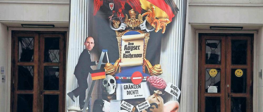 Das von der Polizei beschlagnahmte Plakat bei der Demo des „Bürgerbündnisses“ im April.