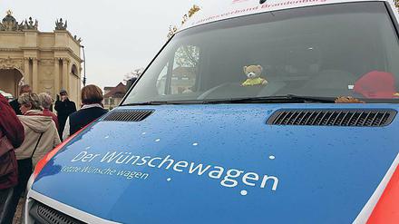 Gute Mission. Der Wünschewagen fährt jetzt auch in Brandenburg.