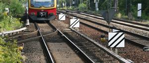 Seit Ende des Zweiten Weltkriegs ist die S-Bahn-Strecke zwischen Potsdam und Wannsee eingleisig - und das wird wahrscheinlich auch so bleiben.