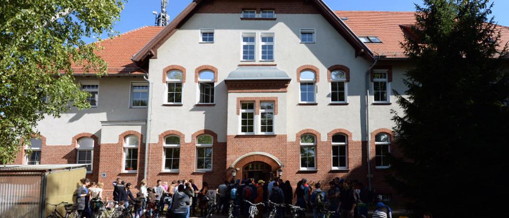 Im September 2015 wurde die Erstaufnahme-Zweigstelle in der Heinrich-Mann-Allee in Potsdam eröffnet.