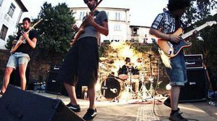 Jardín de la Croix aus Madrid spielen am Sonntag.