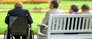 2021 in Berlin geborene Frauen sollen im Durchschnitt 83,9 Jahre alt werden.
