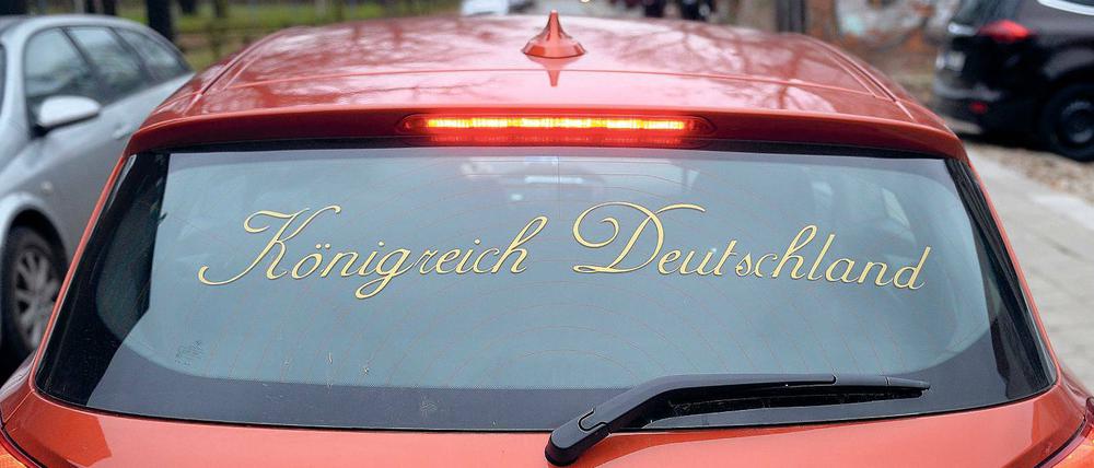 "Reichsbürger" erkennen die Bundesrepublik nicht an. Auch in Brandenburg werden sie immer gewalttätiger.