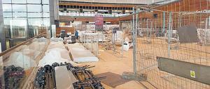 Baustelle des Grauens. Was am BER mal eingebaut wurde, muss teils schon wieder ausgebaut werden. Die Sanierung ist kompliziert.