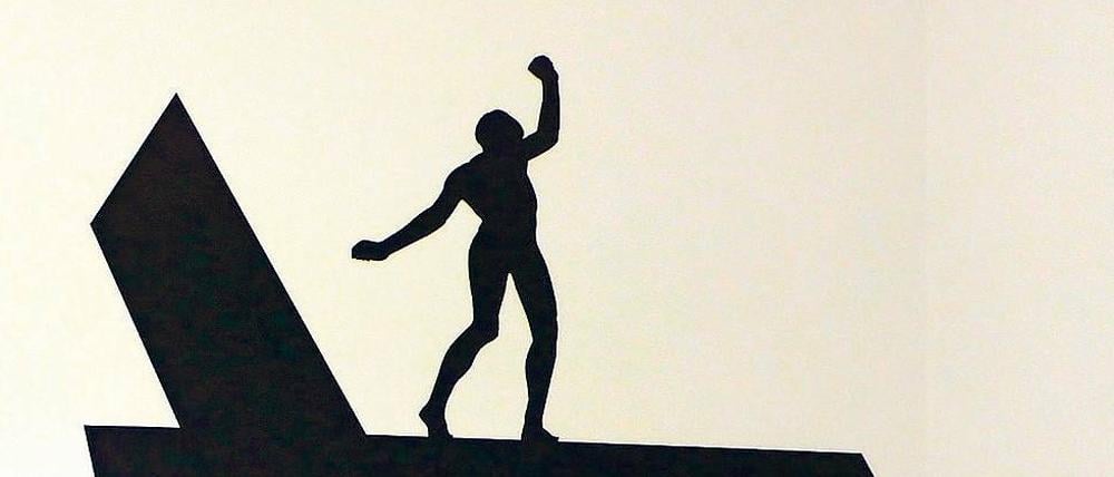 Die Installationen von Hubertus von der Goltz spielen mit der Konzentration auf die Balance einer Figur in ihrer Verknappung.