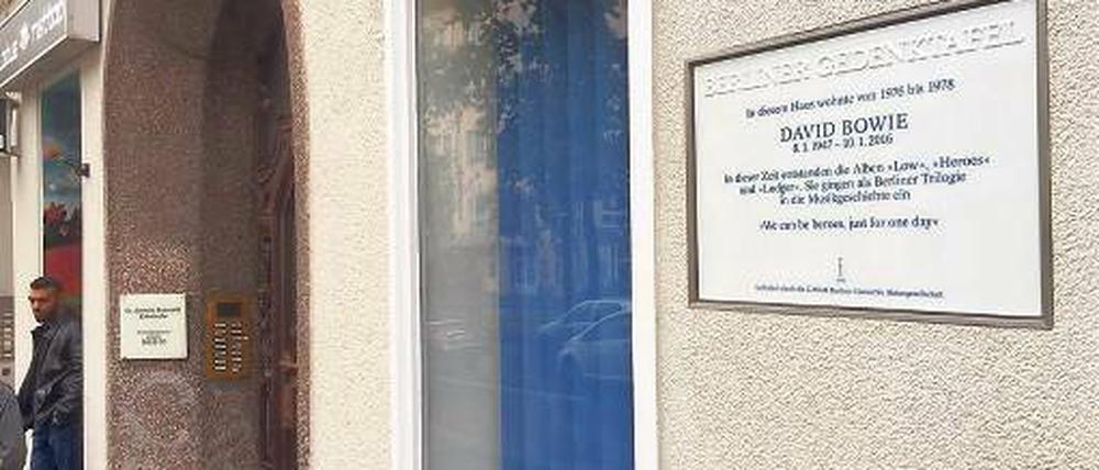 Weißes Gold. David Bowie ist wieder in KPM-Porzellan verewigt.