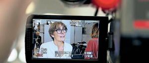 Umringt. Marie-Luise Angerer wird als Direktorin des Zentrums agieren.