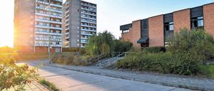 Geduckt. Noch befindet sich das evangelische Gemeindezentrum in Neuberesinchen im Schatten der Plattenbauten.