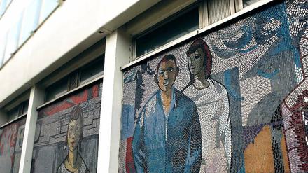 Erhaltenswert. Das Mosaik von Fritz Eisel zeigt Fortschrittspathos aus der DDR-Zeit.