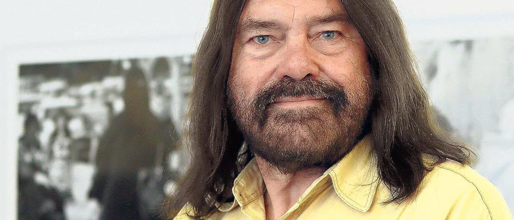 Viel Vergnügen. Am Schwarzmeerstrand hat man offensichtlich Sinn für Humor, der Schiffsrumpf ist Teil eines Vergnügungsparks und sieht doch auf den ersten Blick so echt aus. Klaus Fahlbusch zeigt das Bild in seiner neuen Ausstellung „Seconds of my Life“.