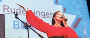 Unterstützung vom Profi. Christine Wolff begleitet die „Rudelsänger“.