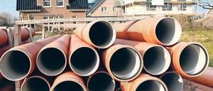 Wer zahlt was? Die Kommunen und Zweckverbände in Brandenburg hören es sicher gern. In der Debatte um die Rückzahlung von Altanschließer-Beiträgen von einer halben Milliarde Euro will die SPD offenbar nun doch einlenken.