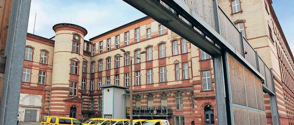 Eingebrochen. Der Innenstadt-Poststandort in der Straße Am Kanal.