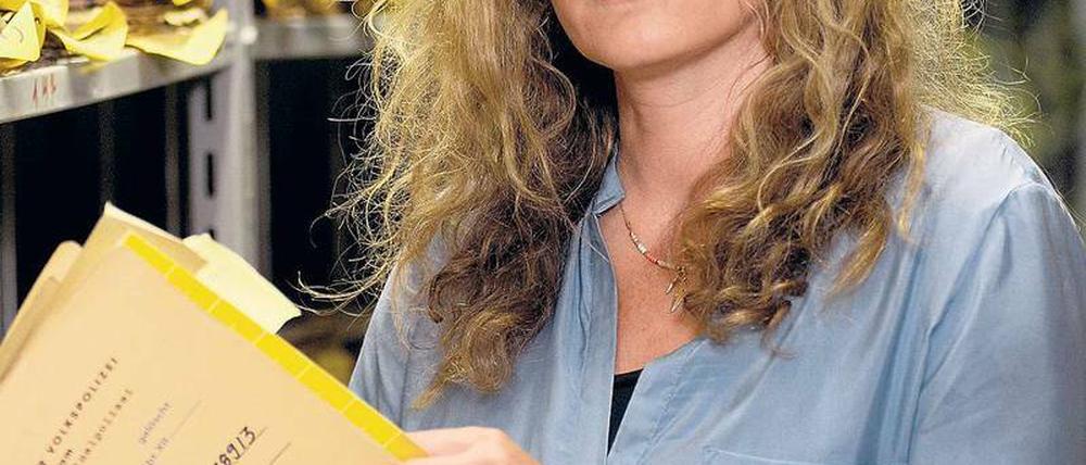 Silke Bodenbender hat sich durch Rollen mit Relevanz einen Namen gemacht. Als Kommissarin Lotte Jäger begibt sie sich in die DDR-Vergangenheit.