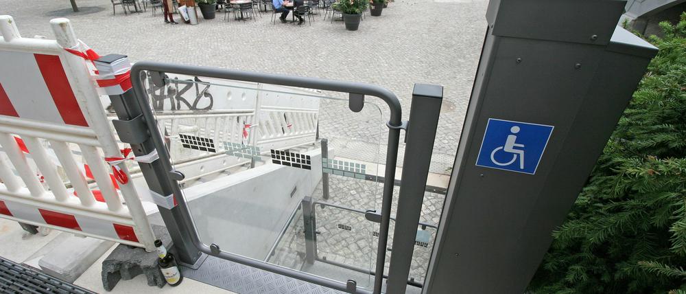 Diese Vorrichtung ist nur mit einem Spezialschlüssel zu nutzen, den man extra bestellen muss.