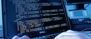 Die Leitung steht.Mittelständische Firmen sind meist noch unzureichend gegen Cyberangriffe und Wirtschaftsspionage geschützt. Deshalb startet in Brandenburg jetz ein Pilotprojekt.