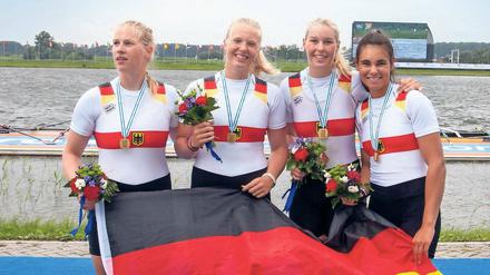 Sie sind die Besten der Welt. Der Junioren- Vierer des Ruderclubs Potsdam.