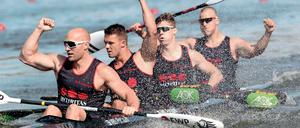 Allen weggepaddelt. Ronald Rauhe, Felix König, Timo Haseleu und Jonathan Gerber (v.l.) vom KC Potsdam gewannen im K4 den 200-Meter-Sprint.