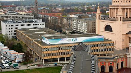 Die Potsdamer Wohnungsbaugenossenschaften wollen auf dem Gelände der Fachhochschule - nach deren Abriss - Wohnungen bauen.