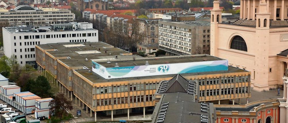 Die Potsdamer Wohnungsbaugenossenschaften wollen auf dem Gelände der Fachhochschule - nach deren Abriss - Wohnungen bauen.