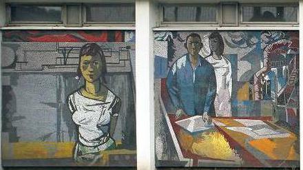 Detail aus dem Mosaik am Rechenzentrum in der Breiten Straße.