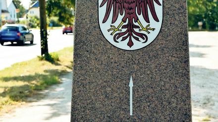 Allgegenwärtig. Nichts geht in Schönefeld ohne den Flughafen. Vom BER erhofft sich die Gemeinde neue Impulse und eine Verdopplung der Einwohnerzahl.