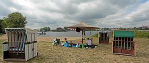 Bei Hitze ist im Strandbad Babelsberg mehr los. Jetzt soll es noch mal Badewetter geben.