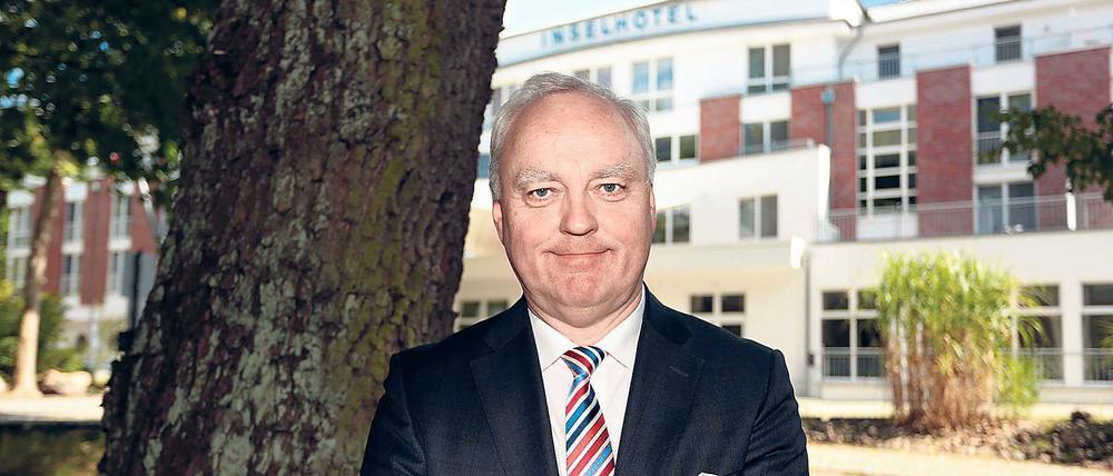 Schöne Lage. Das Hotel auf Hermannswerder ist Burkhard Scholz’ Baby. Hierher kommen auch Minister, Kanzler oder die „Kelly Family“.