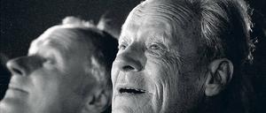 Kein Zufall. Die Potsdamer Fotografin Monika Schulz-Fieguth nähert sich eigentlich über lange Zeit den Menschen an, die sie porträtiert. Bei Willy Brandt aber reagierte sie blitzschnell.