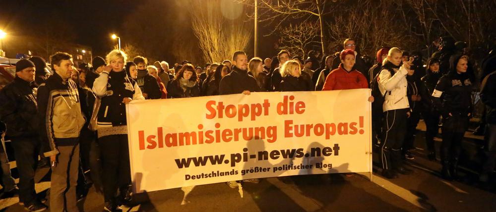 Anfang Februar zog die vierte Pogida-Demonstration durch den Stadtteil Schlaatz.
