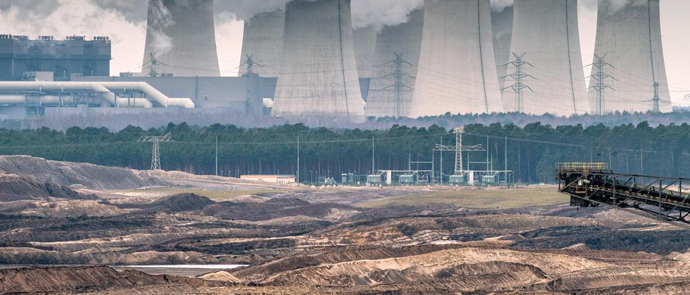 In der Kohleregion gebe es viele Menschen, die im Bergbau beschäftigt sind, aber auch viele, die ihm kritisch gegenüberstünden.