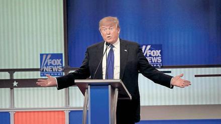 Born in the USA. Donald Trump bezeichnet politische Berichterstatter als „einige der unehrlichsten Leute, die ich je getroffen habe“. Der Sender Fox News steht ihm bei.