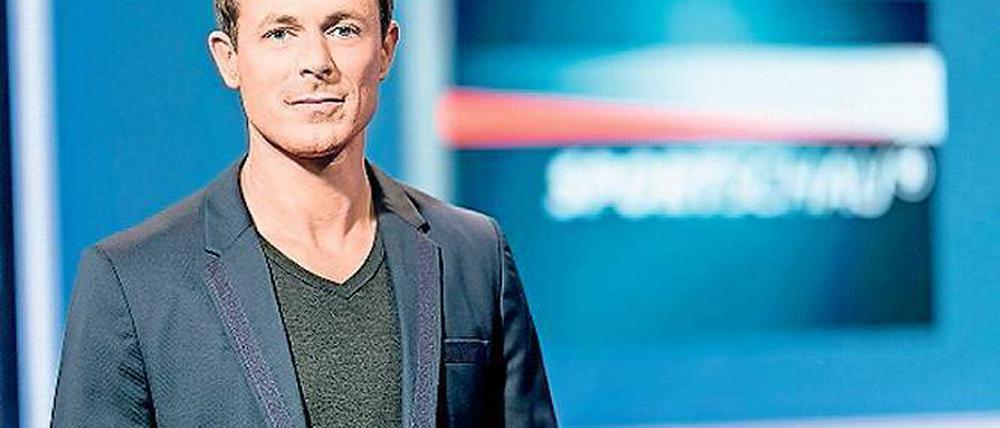 „Sportschau“, Quiz, Talkshow. Alexander Bommes, 40, ist gut ausgelastet bei der ARD. Nun moderiert der gebürtige Kieler aus Rio de Janeiro bei den Olympischen Spielen. Er spielte früher aktiv in der Handball-Bundesliga.