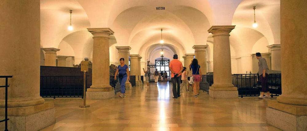 Gruft. Im Untergeschoss des Berliner Doms ruhen fast 100 Angehörige der Hohenzollern-Dynastie. Sollte es mit der Renovierung klappen, könnte ein weiterer dazukommen.