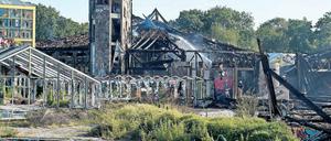 Baden gegangen. Das Blub nach dem Brand.