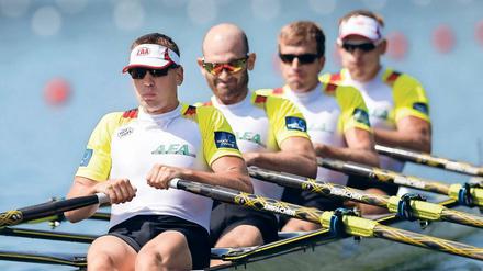 Das Weltmeisterboot startet zur olympischen Mission. Potsdams Schlagmann Hans Gruhne, Lauritz Schoof, Philipp Wende und Karl Schulze (v.l.n.r.) beim Weltcup-Rennen auf dem Rotsee in Luzern vor genau einem Jahr.