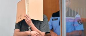 Der Angeklagte schweigt weiter vor Gericht.