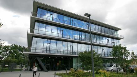 Der großzügig gestaltete Neubau mit Blick auf den Jungfernsee wurde am Donnerstag eröffnet. Innen bietet er variable Räume.