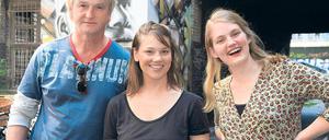 Reif für die Ferien. Regisseurin Bernadette Knoller (r.) mit ihren Darstellern Detlev Buck und Britta Hammelstein.