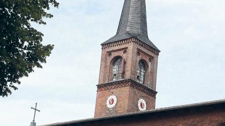 Ding-Dong in Saarmund. Zum Ortsjubiläum schlägt ab Sonntag wieder die Kirchturmuhr.