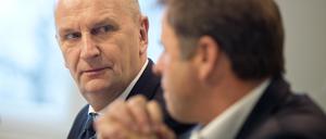 Anne Stolpe, Ex-Freundin von Linke-Landeschef Christian Görke (r.), will Abteilungsleiterin im Sozialministerium werden. Woidke (l.) soll die Personalie aber nicht durchwinken, fordert die CDU.