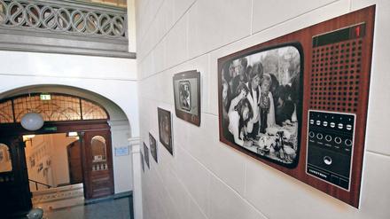 Haus für jedermann. Die Geschichte des Kulturhauses Babelsberg ist gut dokumentiert. Ab heute bis Jahresende zeigt die Awo historische Fotos aus allen sechs Jahrzehnten. Das schöne Gebäude samt prächtigem Treppenhaus wurde vor fünf Jahren denkmalgerecht saniert.