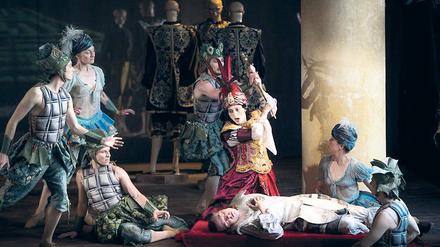 Oper vom Feinsten. Emilie Renard (Armide), Rubert Charlesworth und die Nordic Baroque Dancers.