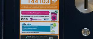 Zukünftig können Parkgebühren in Potsdam auch bargeldlos bezahlt werden - mit dem Mobiltelefon.