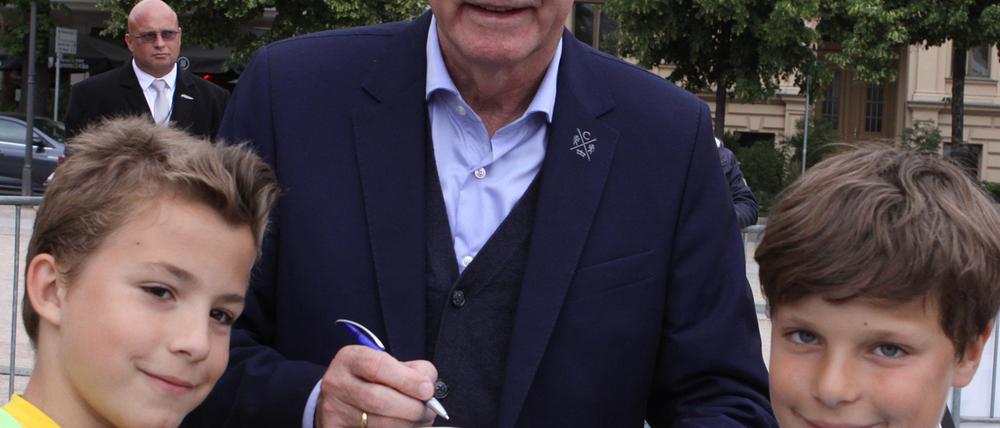 Ottmar Hitzfeld kam nach Potsdam.